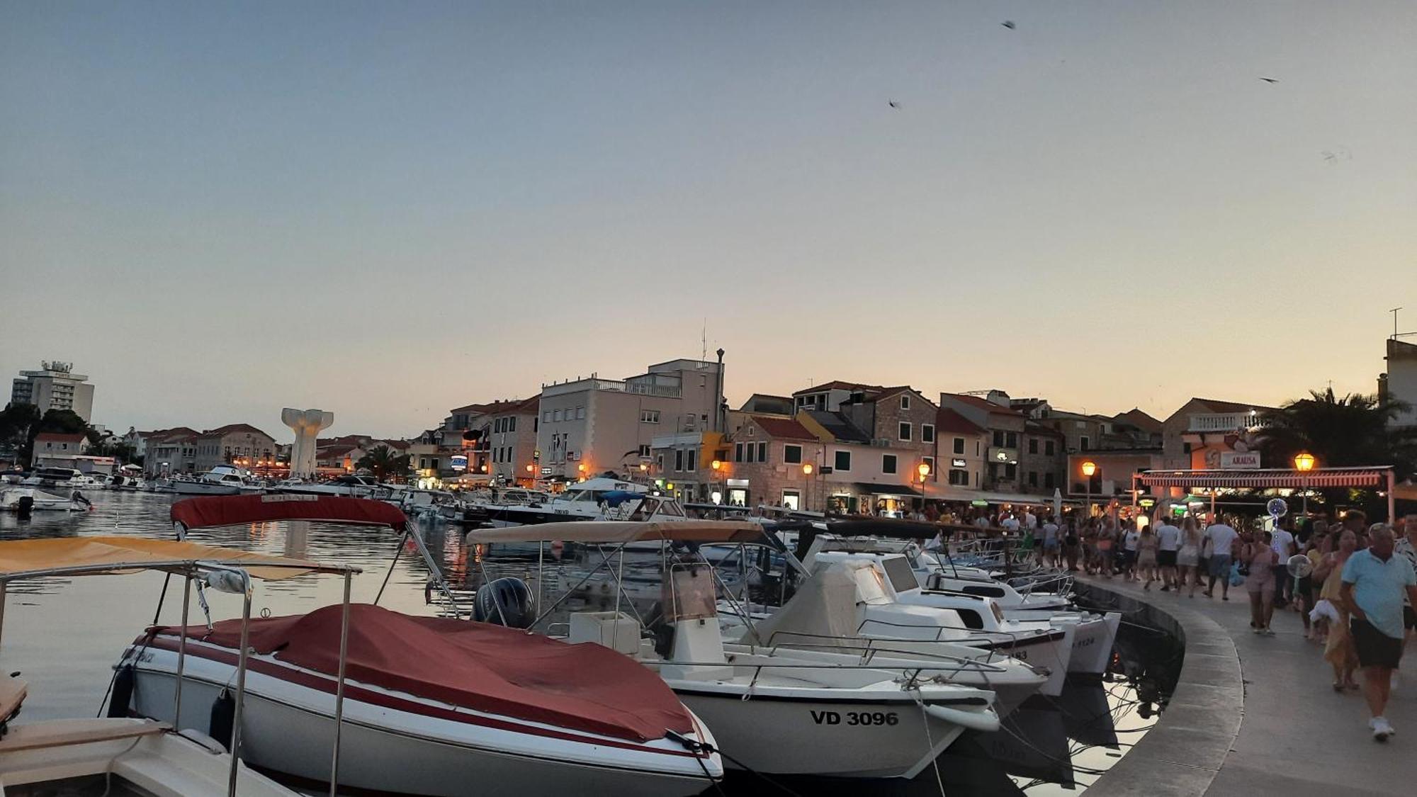 Luxury Apartments Marina View Водице Экстерьер фото