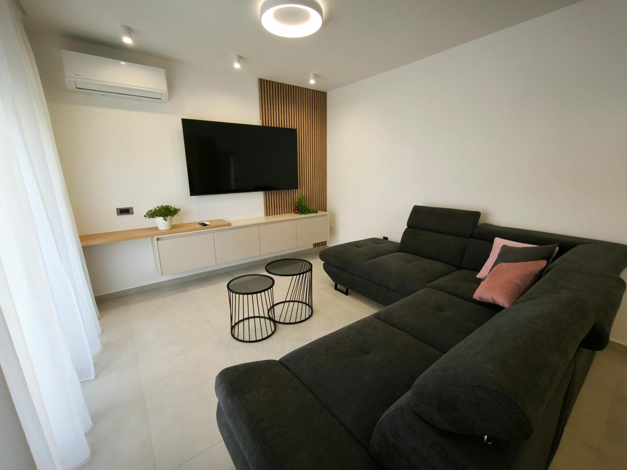 Luxury Apartments Marina View Водице Экстерьер фото